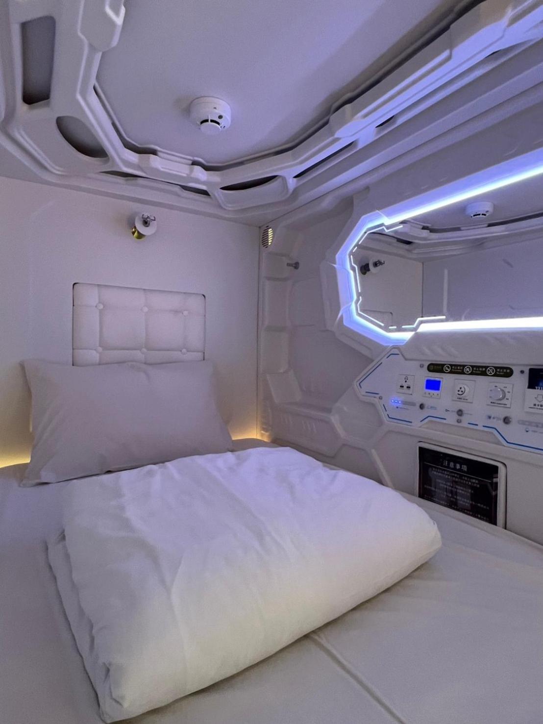 Mu Pinju Hotel Taizhong Zewnętrze zdjęcie